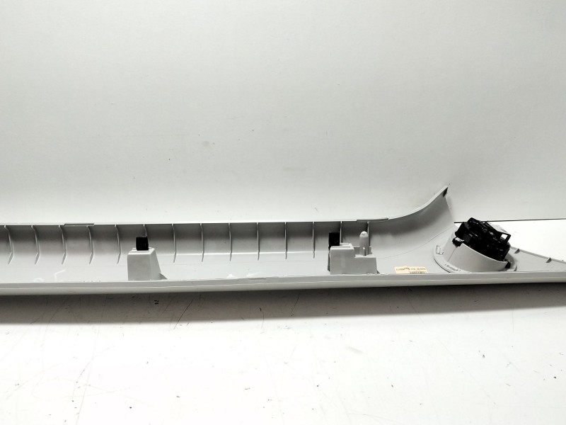 Recambio de moldura para seat ibiza v (kj1, kjg) 1.0 mpi referencia OEM IAM 6F0867233C  