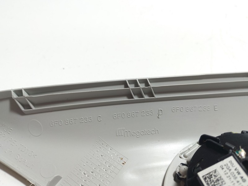 Recambio de moldura para seat ibiza v (kj1, kjg) 1.0 mpi referencia OEM IAM 6F0867233C  