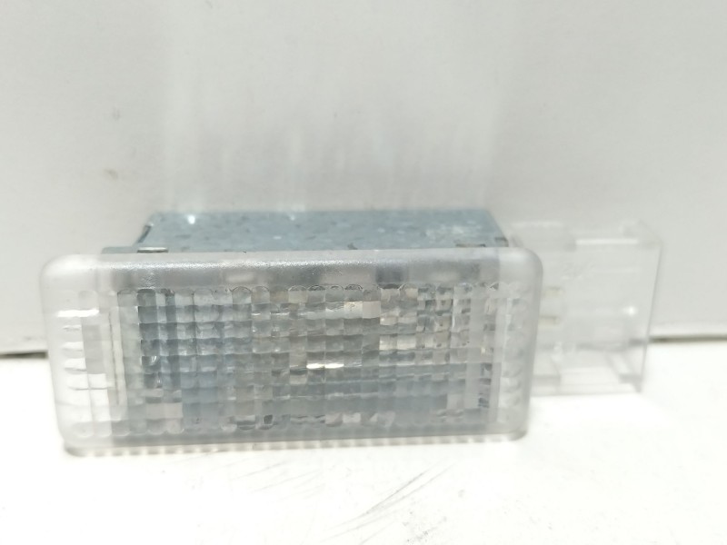 Recambio de piloto matricula para seat ibiza iii (6l1) 1.4 tdi referencia OEM IAM 6l0947565  