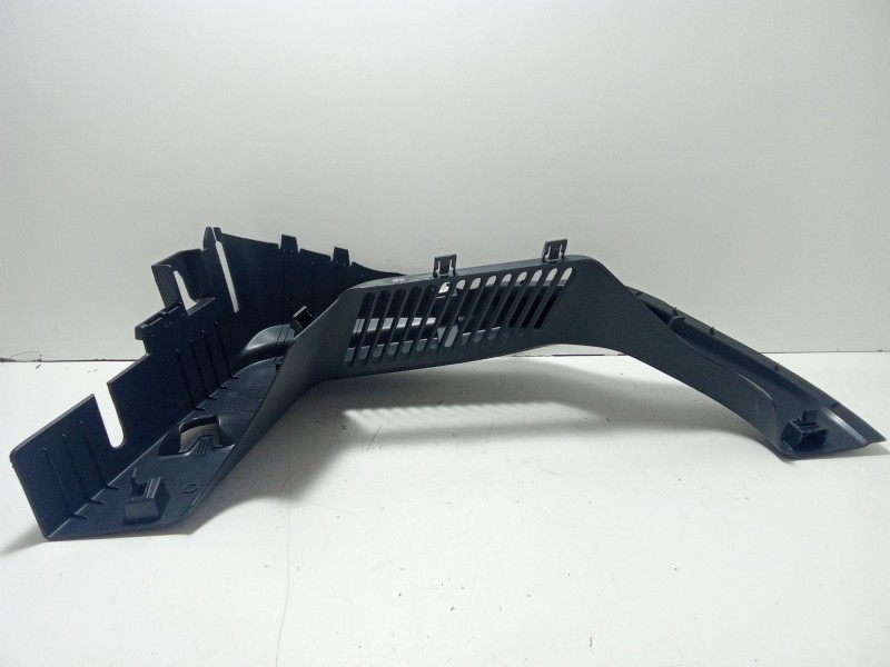 Recambio de moldura para seat ibiza v (kj1, kjg) 1.0 mpi referencia OEM IAM 6F0867761  