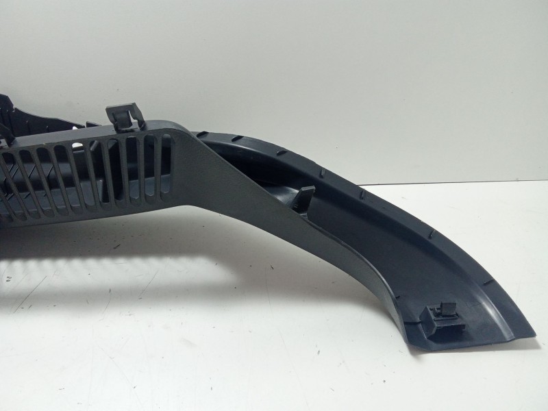 Recambio de moldura para seat ibiza v (kj1, kjg) 1.0 mpi referencia OEM IAM 6F0867761  