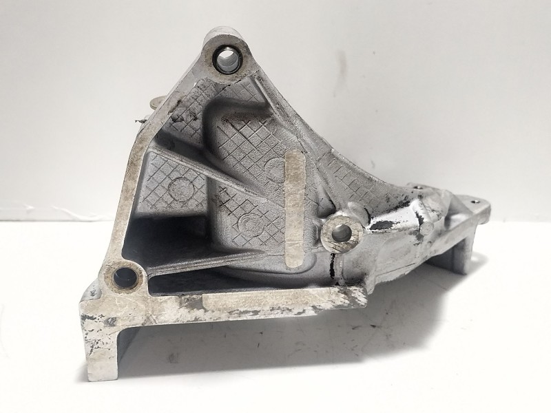 Recambio de soporte motor para citroën c5 i (dc_) 2.0 hdi (dcrhzb, dcrhze) referencia OEM IAM 96365905  