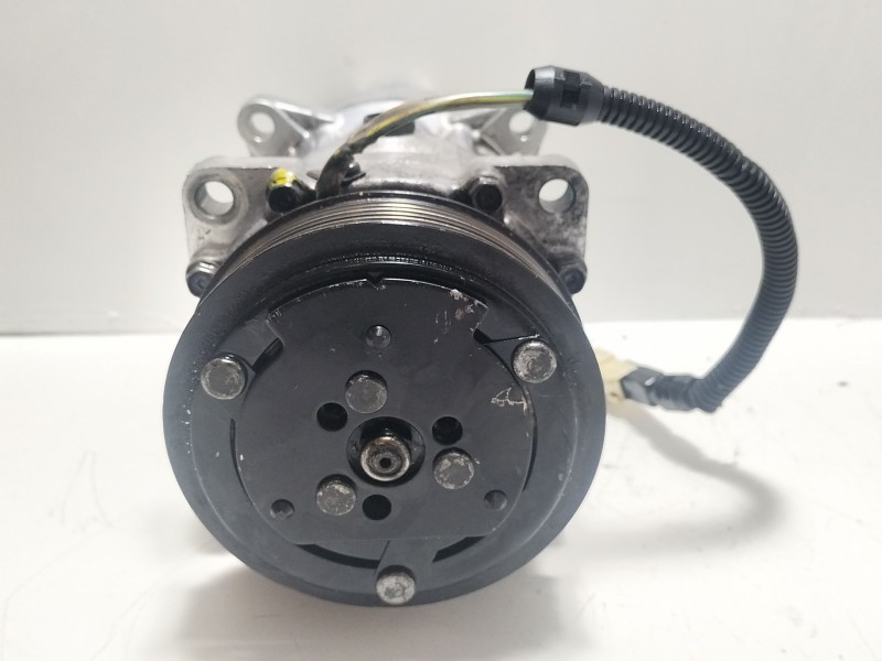 Recambio de compresor aire acondicionado para citroën berlingo 1.9 d sx familiar referencia OEM IAM 1106F  