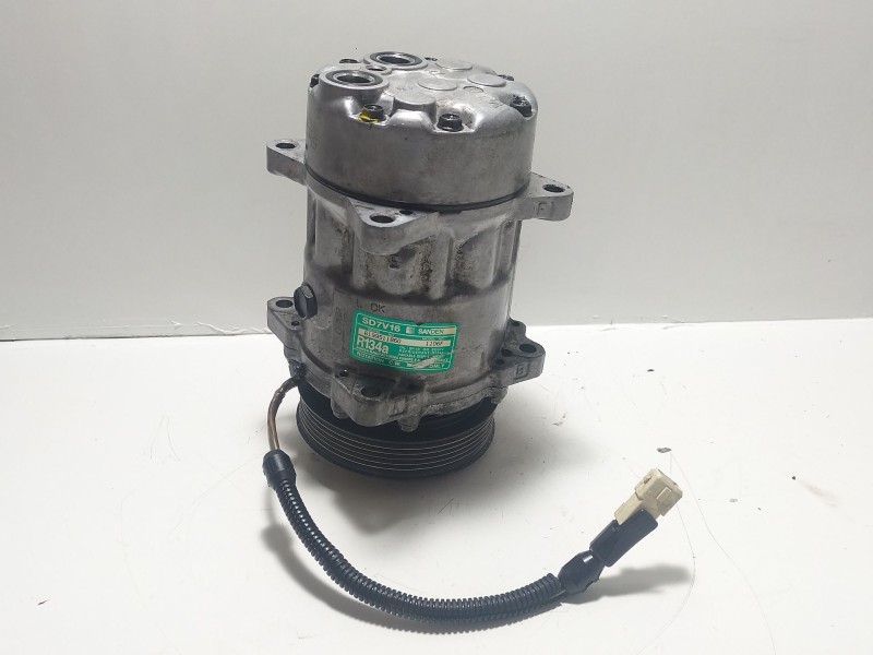 Recambio de compresor aire acondicionado para citroën berlingo 1.9 d sx familiar referencia OEM IAM 1106F  