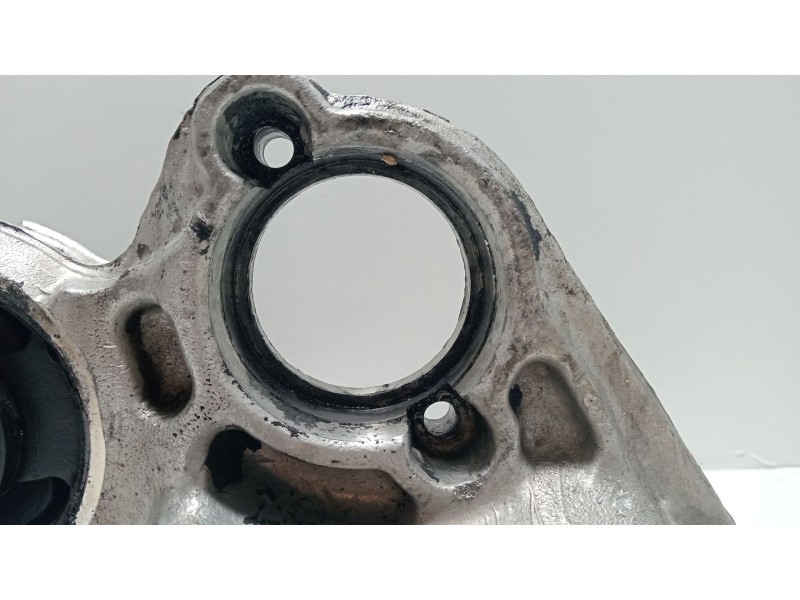 Recambio de soporte motor trasero para peugeot 307 sw (3h) 2.0 hdi 135 referencia OEM IAM 96358893  