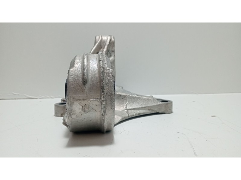 Recambio de soporte motor trasero para peugeot 307 sw (3h) 2.0 hdi 135 referencia OEM IAM 96358893  