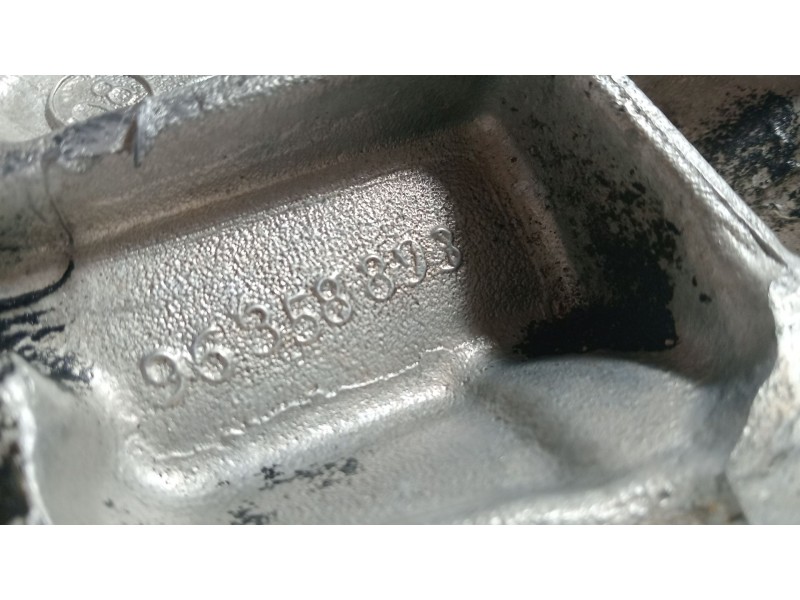 Recambio de soporte motor trasero para peugeot 307 sw (3h) 2.0 hdi 135 referencia OEM IAM 96358893  