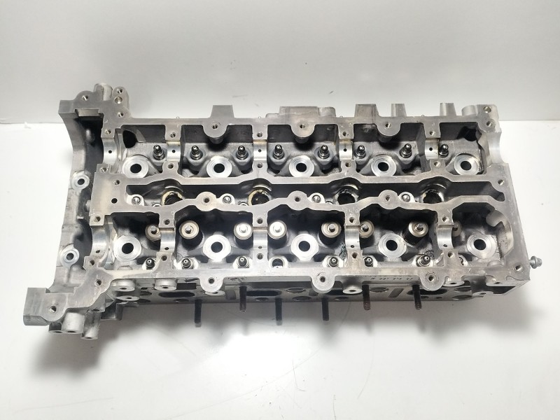 Recambio de culata para mercedes-benz clase c (w204) c 200 cdi (204.001) referencia OEM IAM R6510160201  