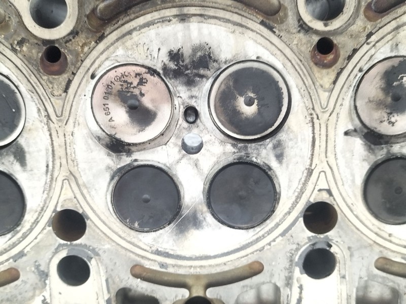 Recambio de culata para mercedes-benz clase c (w204) c 200 cdi (204.001) referencia OEM IAM R6510160201  