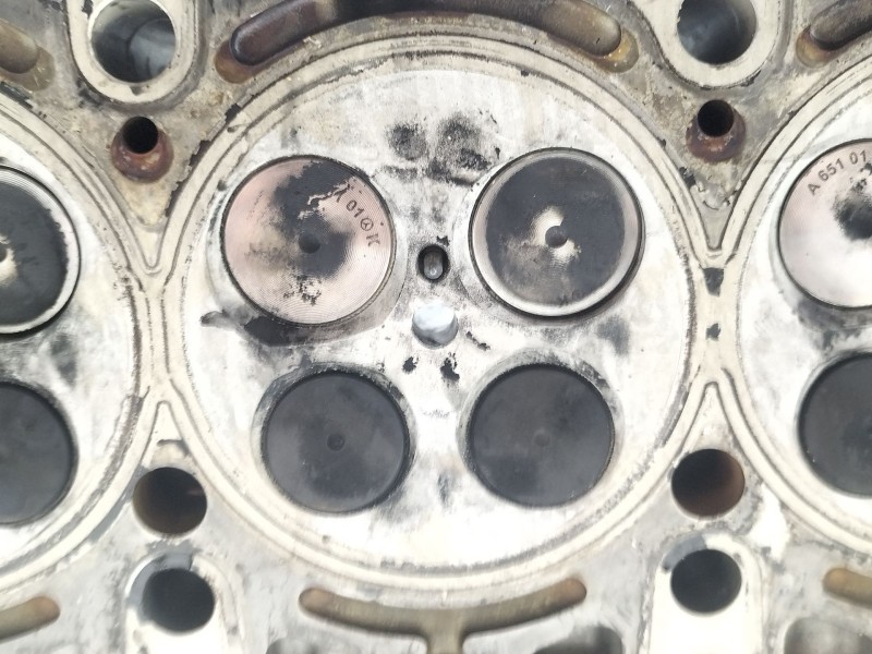 Recambio de culata para mercedes-benz clase c (w204) c 200 cdi (204.001) referencia OEM IAM R6510160201  