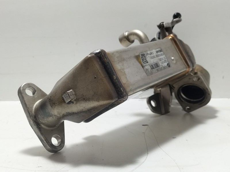 Recambio de enfriador egr para bmw serie 3 coupe (e92) 320d referencia OEM IAM 779737104  