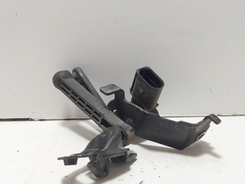 Recambio de sensor para seat ibiza v (kj1, kjg) 1.0 mpi referencia OEM IAM 2Q0512521B  