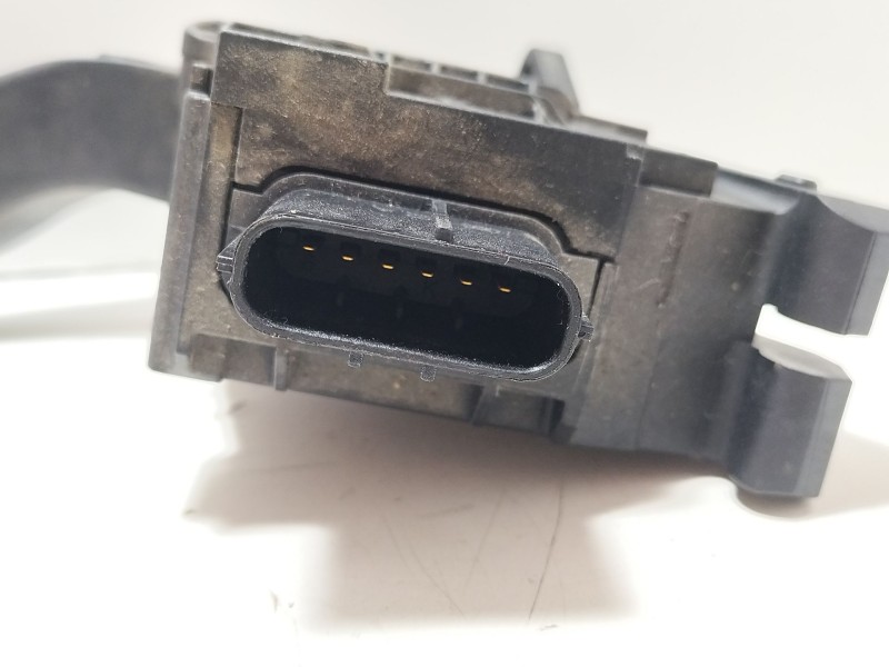 Recambio de pedal acelerador para seat ibiza v (kj1, kjg) 1.0 mpi referencia OEM IAM 2Q1723503  