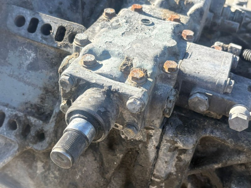 Recambio de caja cambios para daf fat cf75.310 at 75 cf referencia OEM IAM 16 S 151  