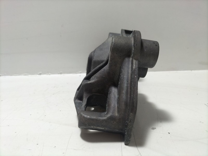 Recambio de soporte motor para opel grandland / grandland x (a18, p1uo) 1.5 turbo d (75) referencia OEM IAM 9810967480  