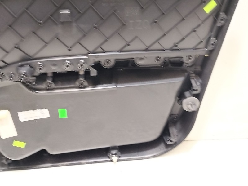 Recambio de guarnecido puerta delantera izquierda para seat ibiza v (kj1, kjg) 1.0 mpi referencia OEM IAM 6F0867131  