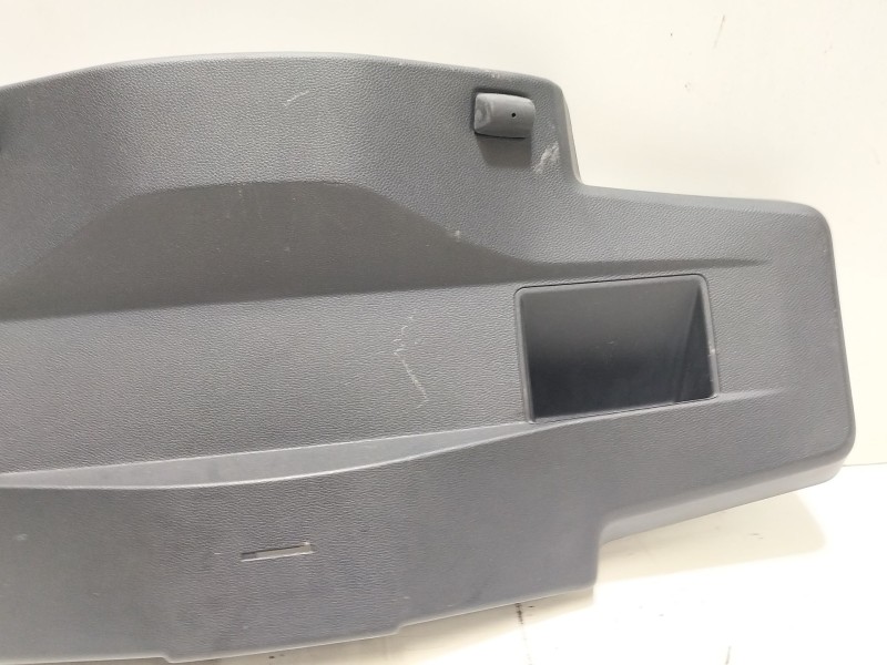 Recambio de guarnecido porton trasero para seat ibiza v (kj1, kjg) 1.0 mpi referencia OEM IAM 6F0867601B  