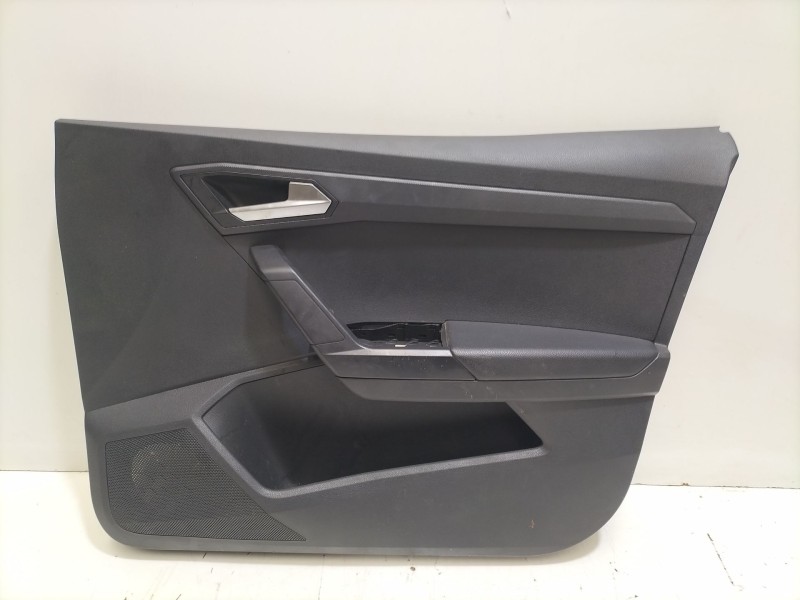 Recambio de guarnecido puerta delantera derecha para seat ibiza v (kj1, kjg) 1.0 mpi referencia OEM IAM 6F0867132  