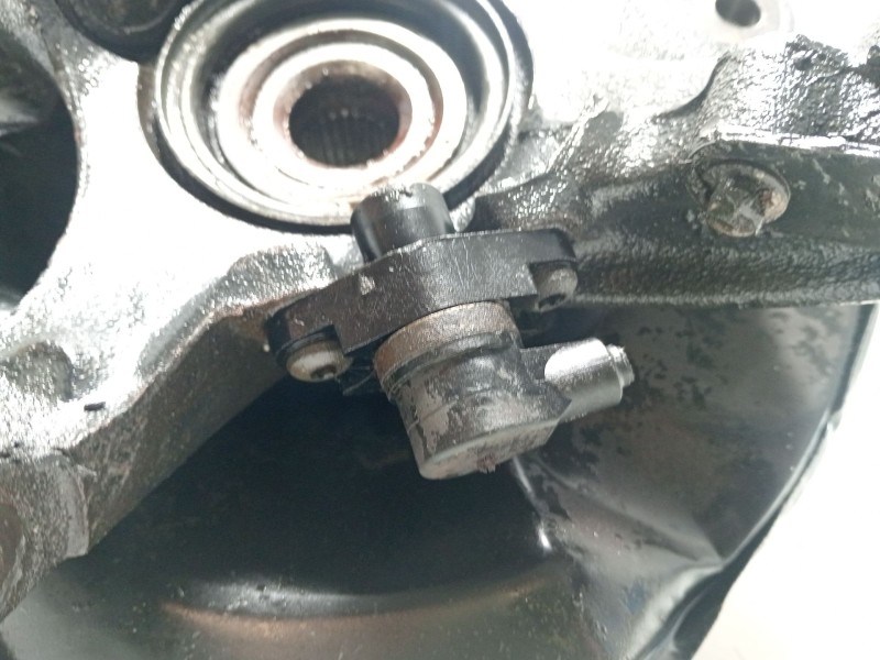 Recambio de mangueta delantera izquierda para mg zr 2.0 td referencia OEM IAM mg zr  