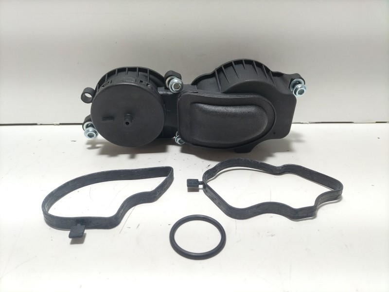 Recambio de soporte filtro aceite para bmw serie 3 berlina (e46) 330d referencia OEM IAM 11127799225  