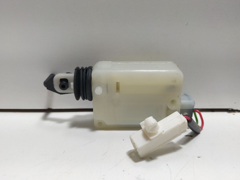 Recambio de maneta exterior porton para fiat doblo (119) 1.9 jtd cat referencia OEM IAM 735331105  