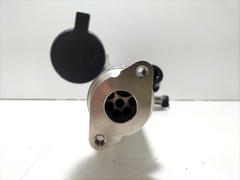 Recambio de valvula egr para volkswagen passat b6 (3c2) 2.0 tdi referencia OEM IAM 03L131512B  