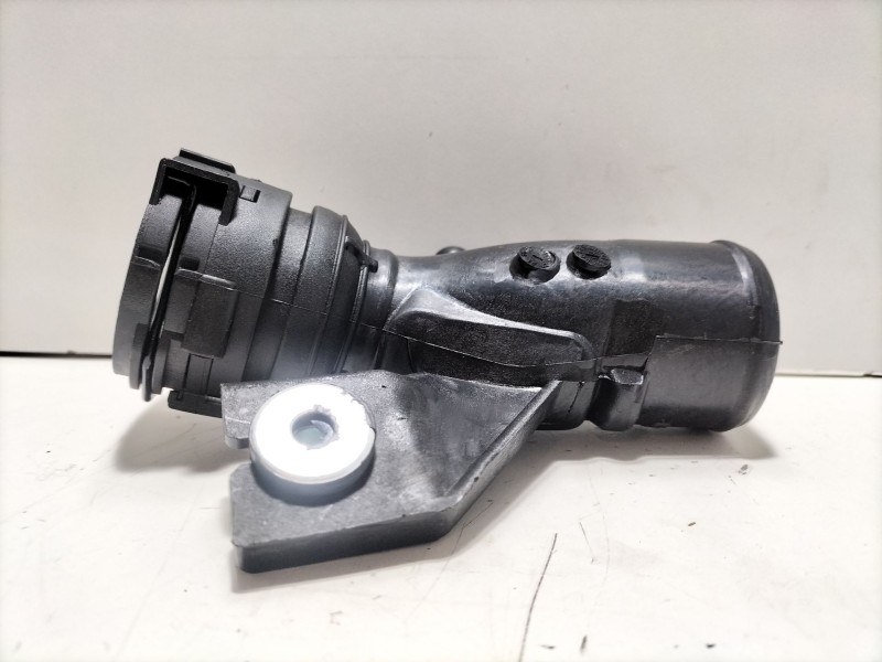 Recambio de tubo de turbo para nissan qashqai (j10) 1.5 turbodiesel cat referencia OEM IAM 14460-BB31A  
