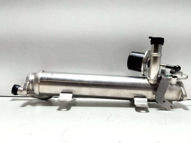 Recambio de valvula egr para volkswagen passat berlina (3c2) 2.0 tdi referencia OEM IAM 03L131512B  