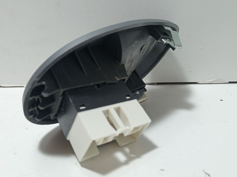 Recambio de mando elevalunas delantero derecho para iveco daily iii autobús 40 c 17, 50 c 17 referencia OEM IAM FT91999  