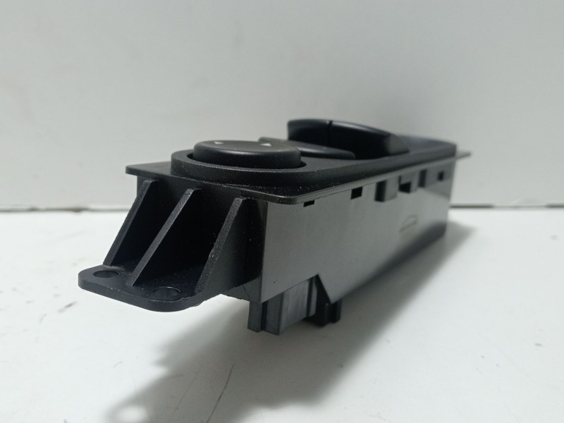Recambio de mando elevalunas delantero izquierdo para mercedes-benz sprinter 02.00  combi referencia OEM IAM A9065451213  