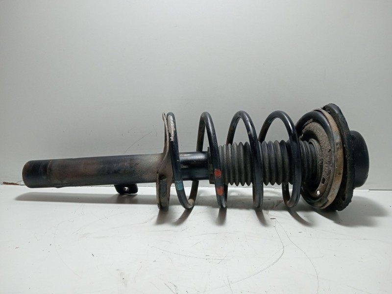 Recambio de amortiguador delantero izquierdo para peugeot 206 berlina 2.0 hdi cat referencia OEM IAM 5202LV  