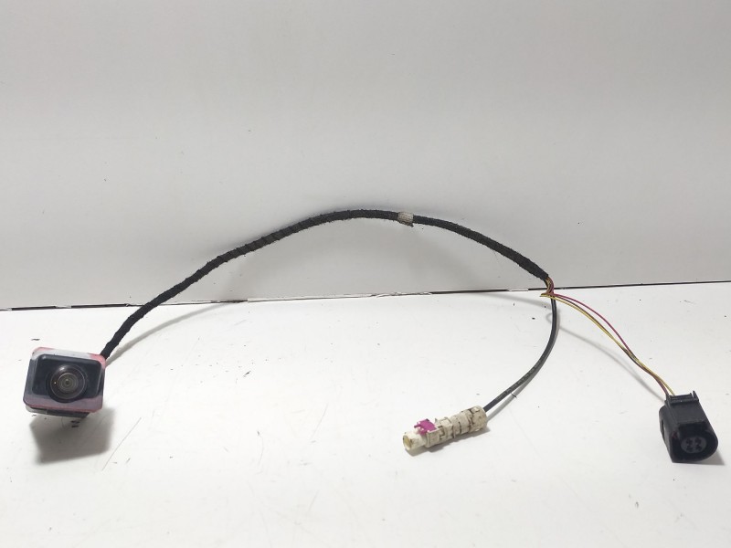 Recambio de piloto marcha atras para seat ibiza v (kj1, kjg) 1.0 mpi referencia OEM IAM 5F008072100  