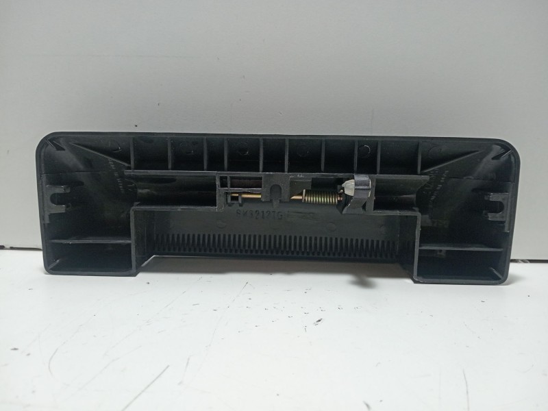 Recambio de maneta exterior porton para suzuki vitara (et, ta, td) 2.0 td a las 4 ruedas (sv 420d) referencia OEM IAM 106850156 