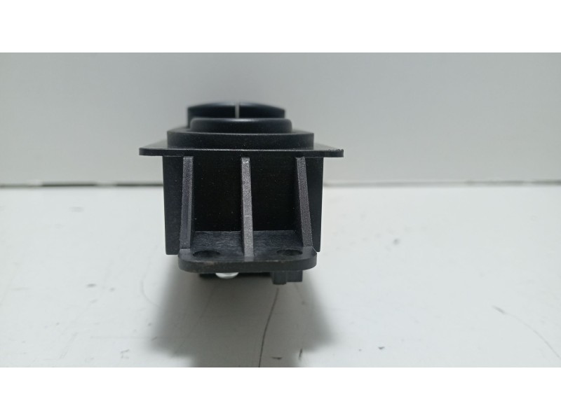 Recambio de mando elevalunas delantero izquierdo para mercedes-benz sprinter 02.00  combi referencia OEM IAM A9065451213  
