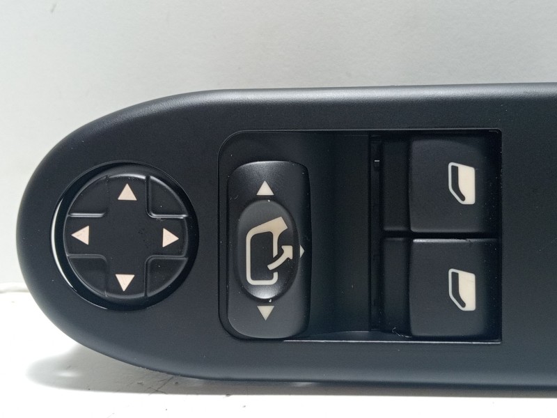 Recambio de mando elevalunas delantero izquierdo para peugeot 207 1.4 16v cat (kfu / et3j4) referencia OEM IAM 9654859677  