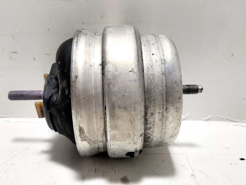 Recambio de soporte motor para audi a4 b7 (8ec) 2.0 tdi referencia OEM IAM 8E0199382E  