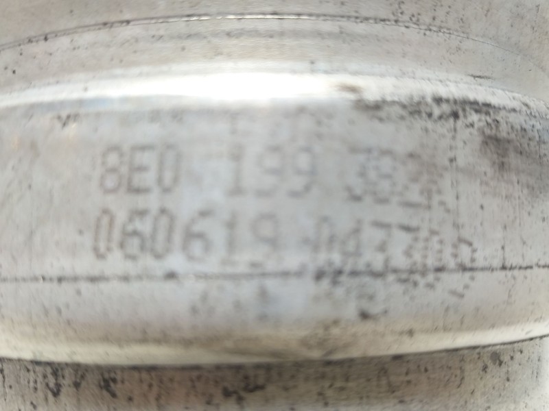 Recambio de soporte motor para audi a4 b7 (8ec) 2.0 tdi referencia OEM IAM 8E0199382E  