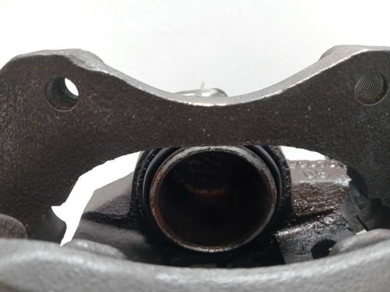 Recambio de pinza freno delantera derecha para fiat scudo caja/chasis (220_) 1.9 d referencia OEM IAM 79567005  