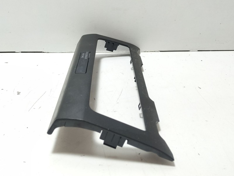Recambio de moldura para seat ibiza v (kj1, kjg) 1.0 mpi referencia OEM IAM 6F0857060B  
