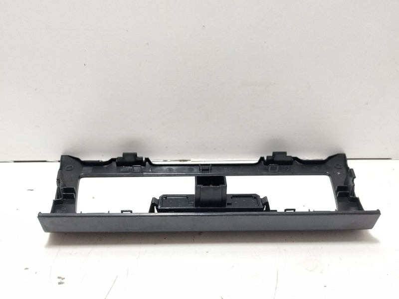 Recambio de moldura para seat ibiza v (kj1, kjg) 1.0 mpi referencia OEM IAM 6F0857060B  