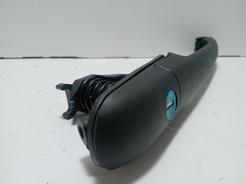 Recambio de maneta exterior delantera izquierda para mercedes-benz sprinter (w901,w903) combi 208 d (901.3/902.371-372) referenc