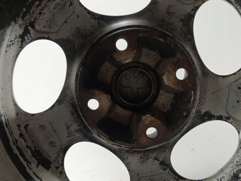 Recambio de llanta para peugeot 206 berlina referencia OEM IAM Peugeot 206  