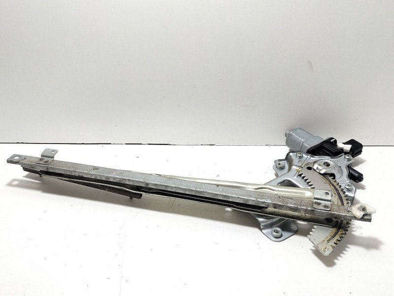 Recambio de elevalunas delantero derecho para mitsubishi lancer viii sportback (cx_a) 2.0 di-d (cx8a) referencia OEM IAM 5713A08