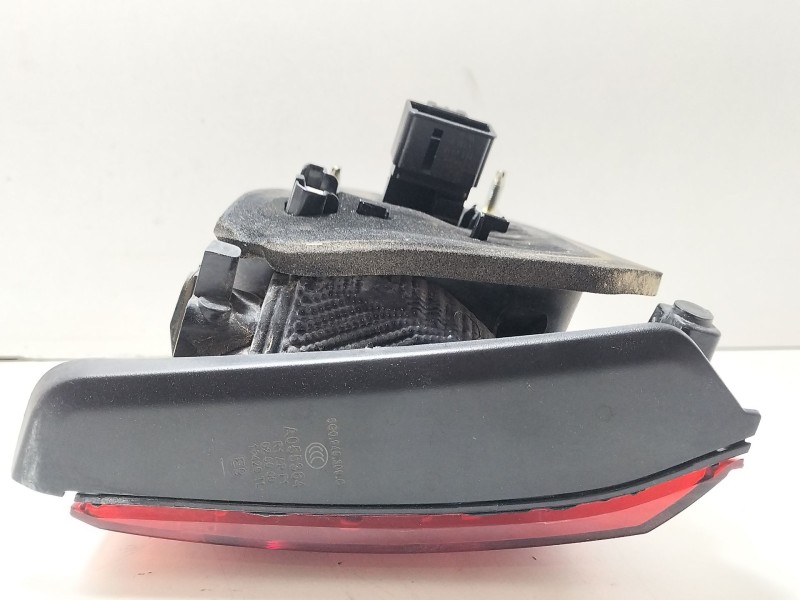 Recambio de piloto trasero izquierdo interior para volkswagen golf vii (5g1, bq1, be1, be2) 1.6 tdi referencia OEM IAM 5G0945093