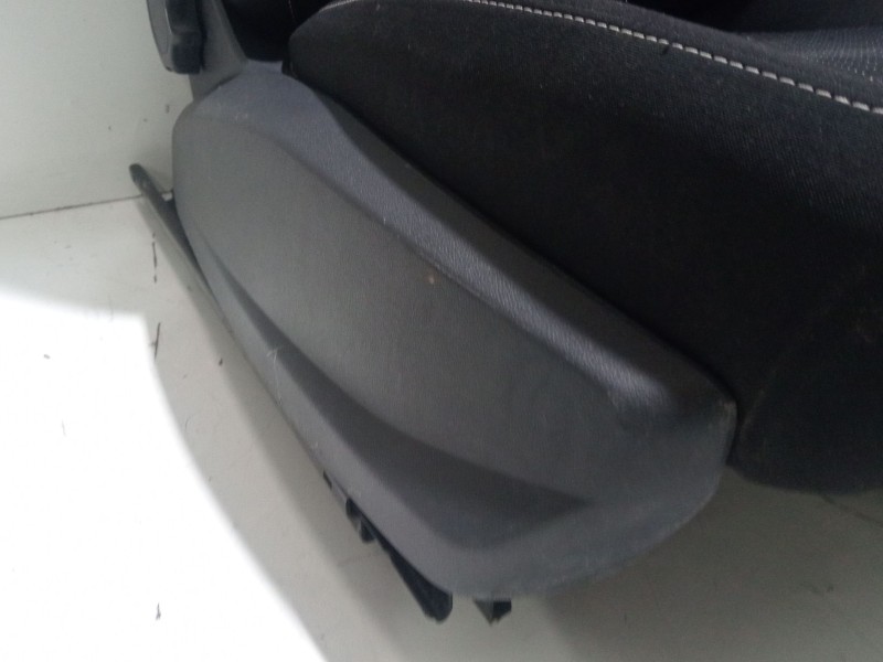 Recambio de juego asientos completo para seat ibiza v (kj1, kjg) 1.0 mpi referencia OEM IAM 2Q881106M  