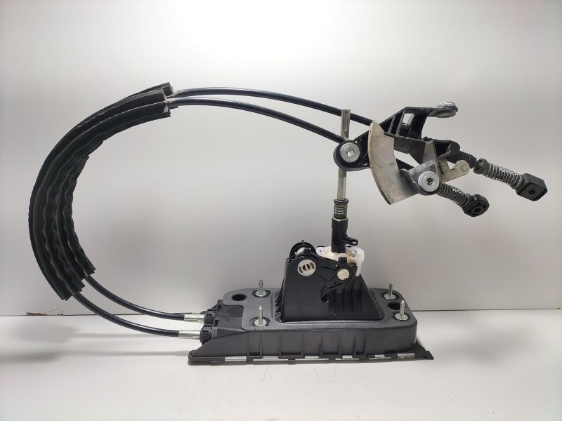 Recambio de palanca cambio para seat ibiza v (kj1, kjg) 1.0 mpi referencia OEM IAM 5R3711049G  