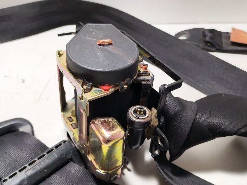 Recambio de anclaje cinturon delantero derecho para nissan terrano/terrano.ii (r20) sr (3-ptas.) referencia OEM IAM 868852x820  