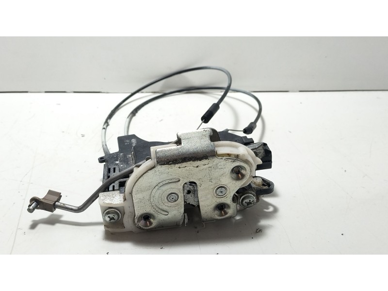 Recambio de cerradura puerta trasera derecha para mitsubishi lancer viii (cy_a, cz_a) 2.0 di-d (cy8a) referencia OEM IAM 5745A30