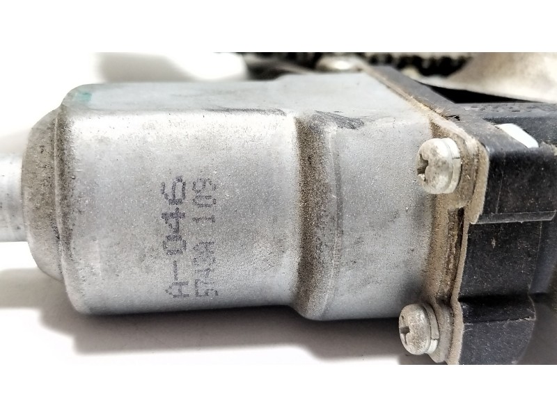 Recambio de elevalunas trasero derecho para mitsubishi lancer viii (cy_a, cz_a) 2.0 di-d (cy8a) referencia OEM IAM 5743A109  