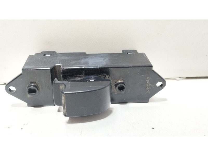 Recambio de mando elevalunas trasero derecho para mitsubishi lancer viii (cy_a, cz_a) 2.0 di-d (cy8a) referencia OEM IAM 8608A06